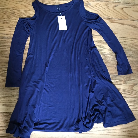 Navy Blue Cut-Out Shoulder Dress - Picture 4 of 5